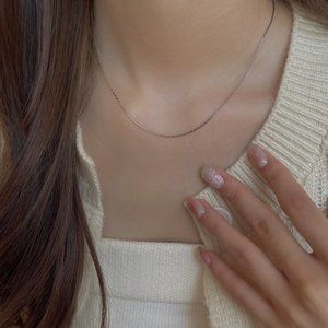 Medical Steel Silver and Fine Line Clavicle Chain